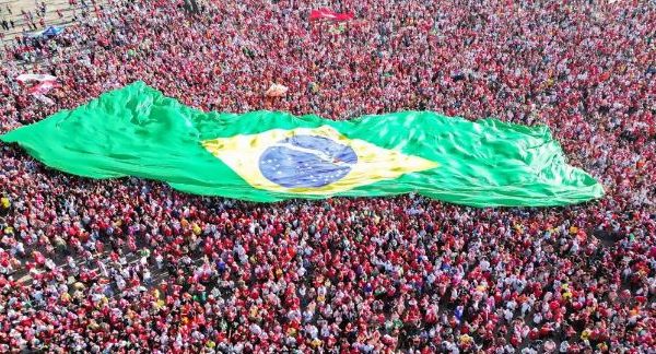 Quando o Norte Pressiona: O Brasil se Curva ou Resiste?